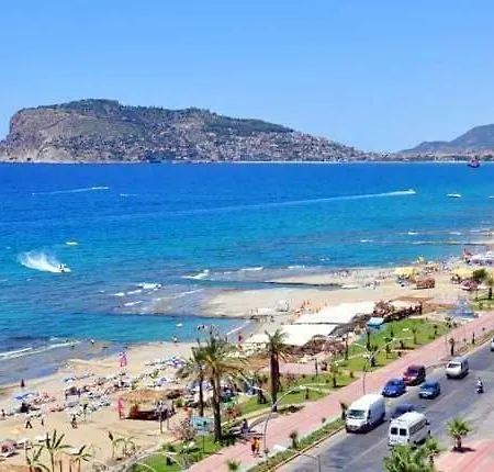 فيلة Incekum Krm 1 ألانيا